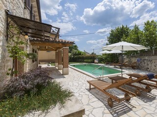Vakantiehuis Kastelir Buitenaudio-opname 2