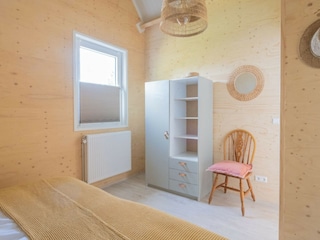Schlafzimmer 3  mit 2 Boxspringbetten und Kleiderschran