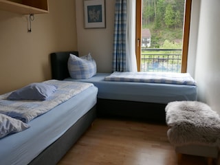 Schlafzimmer 2