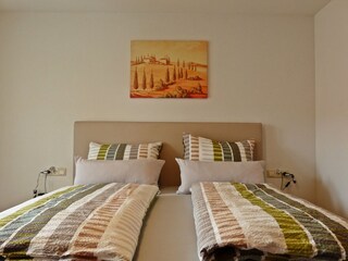 bequemes Boxspringbett Apfel-Wohnung F***