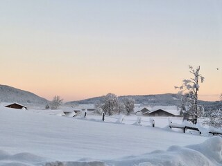 Wintermärchen -  hier wohnen wir li. im Bild..
