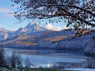 Traumhaft schön der frostige Blick auf den Weissensee