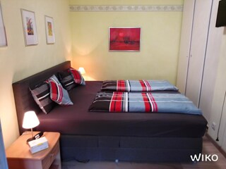 Schlafzimmer , Doppelbett