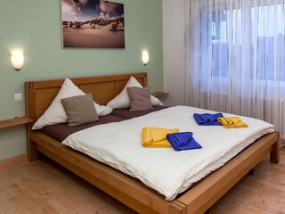 Schlafzimmer 2