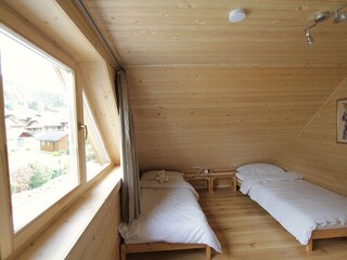 Einzelbetten im 3-Bett-Zimmer Obergeschoß