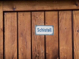 Schistall