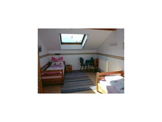 Zweibett- oder Dreibettzimmer