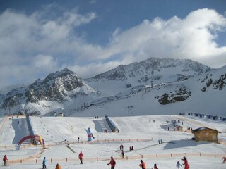 StubaiGlacier_BIG-Family_area