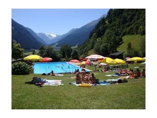 TVBStubaiTirol_Freibad_Neustift