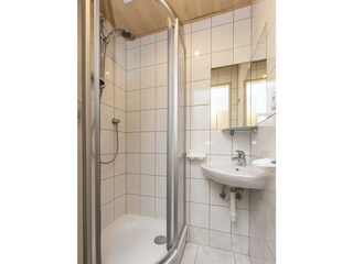 Kartnaller_FeWo5_DuscheSeparat