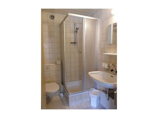 Landhaus Rungger, Dusche+WC, Zimmer 1