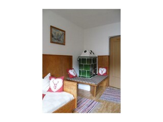 Landhaus Rungger, Wohnzimmer Kachelofen