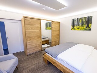 Schlafzimmer Serles 3