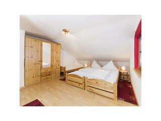 Apartment Angelika - Dreibettzimmer ROT