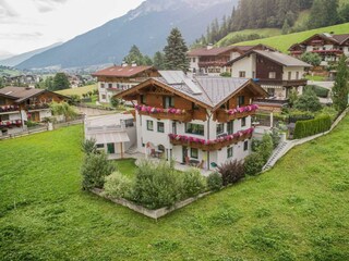 Web-Haus-Vogelperspektive