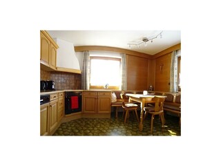 gemütliche komplett einger. Küche