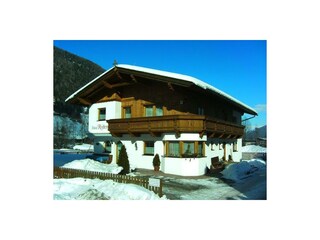 Haus Reiterer Neustift - Hausansicht Winter