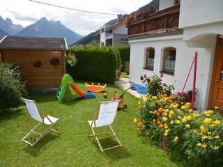 Garten mit Elferblick und Liegewiese
