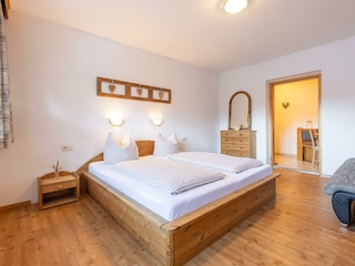 SERLES Schlafzimmer IV