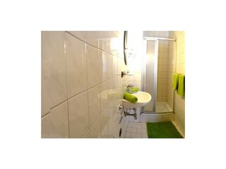Badezimmer Serles (2016_04_10 10_15_05 UTC)