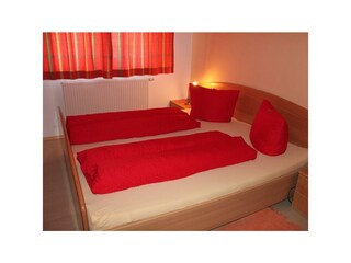 Ferienwohnung Krößbacher - Schlafzimmer