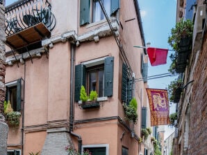 Lo Squero 2 (1st floor)