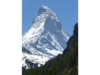 Das Matterhorn thront über Zermatt