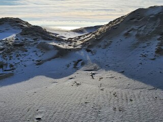 schneebedeckte Dünen