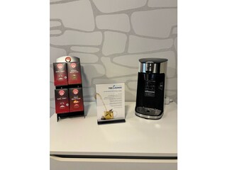 Kostenfreie Teelounge im Wellnessbereich