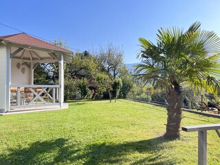 Ferienhaus EulenNest Garten Pavillon