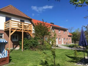 Holiday apartment Blanck 6 im ruhigen, strandnahen Bojendorf