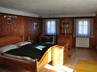 Schlafzimmer 2