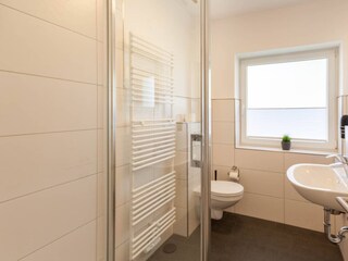 Badezimmer 1