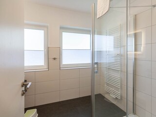 Badezimmer 2