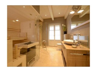 Nantucket Blue- Duschbad mit Sauna