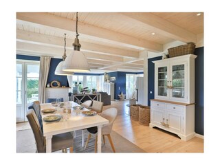 Nantucket Blue - Blick auf den Ess-/ und Wohnbereich
