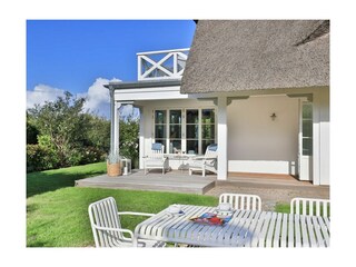 Nantucket Blue - Blick auf die Terrassen und Sitzbereiche