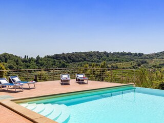 Casa per le vacanze Lari Registrazione all'aperto 3