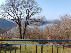 Ferienwohnung Friedrichs mit Seeblick Sonnenröschen