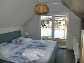 Schlafzimmer 1 mit Doppelbett