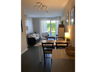 Wohn- und Essbereich