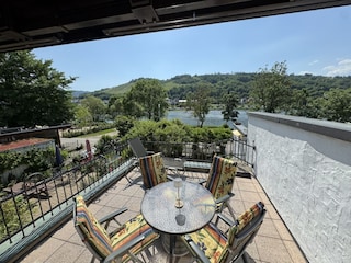 Sunny terrace, Moselle view and electric awning