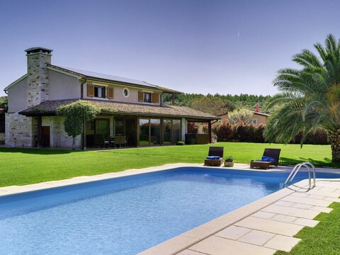 Villa Sunny Flowers