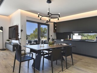 Villa Pomer Caratteristiche 11