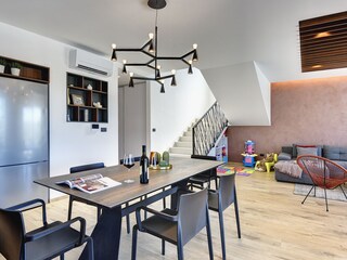 Villa Pomer Caratteristiche 16