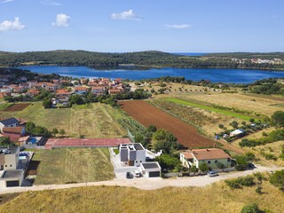 Villa Pomer Ambiente 24