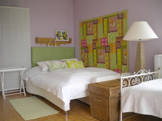 Dreipersonenzimmer mit Panoramabalkon