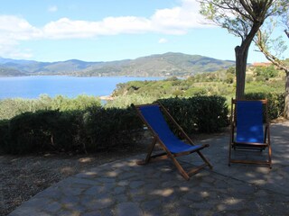 Garten und Meerblick