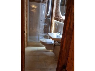 Gemeinschaftsbad Dachgeschoss