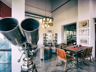 Restaurant "Der Rote Baron" in direkter Umgebung